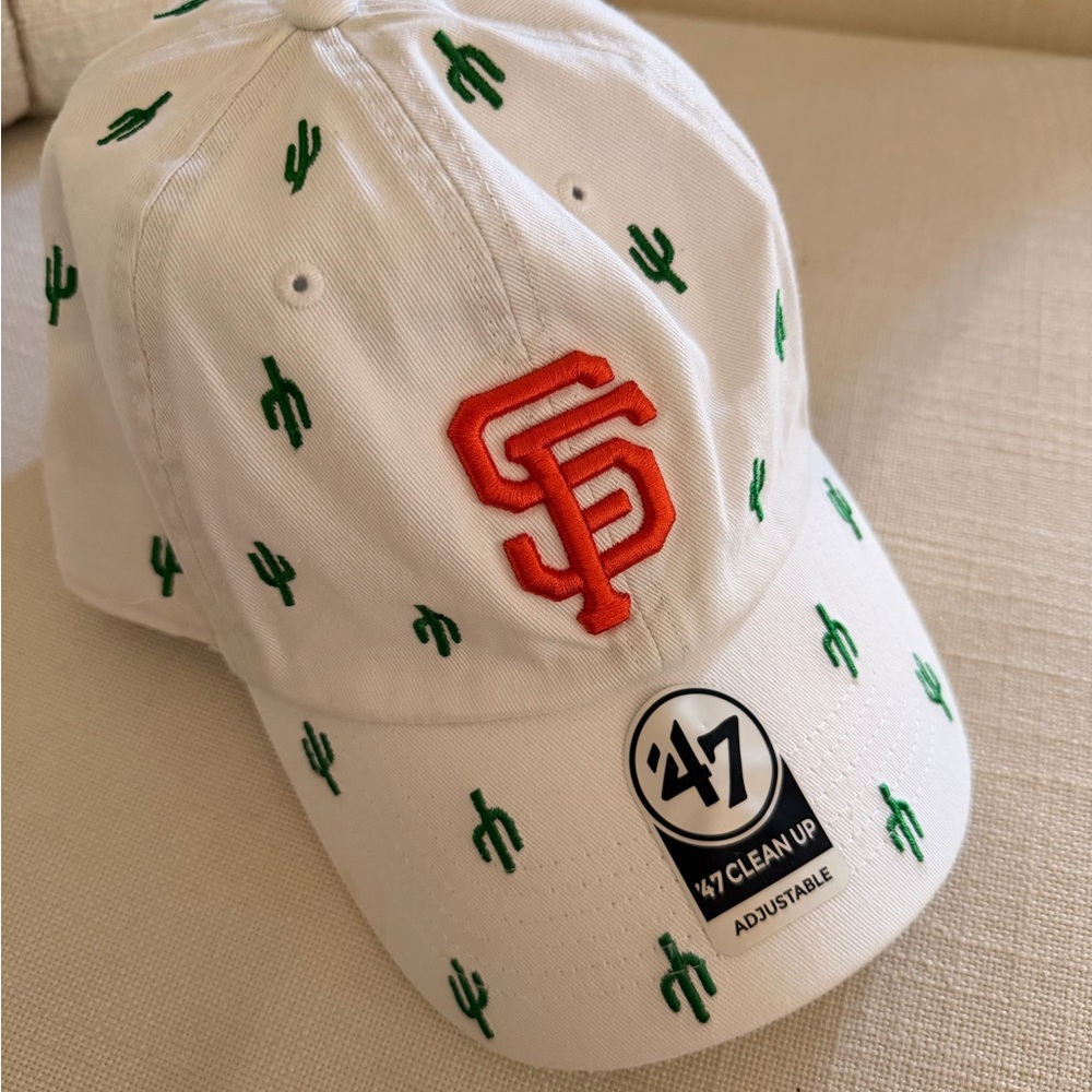 47 Women’s SF Giants White and Green Cactus Cap